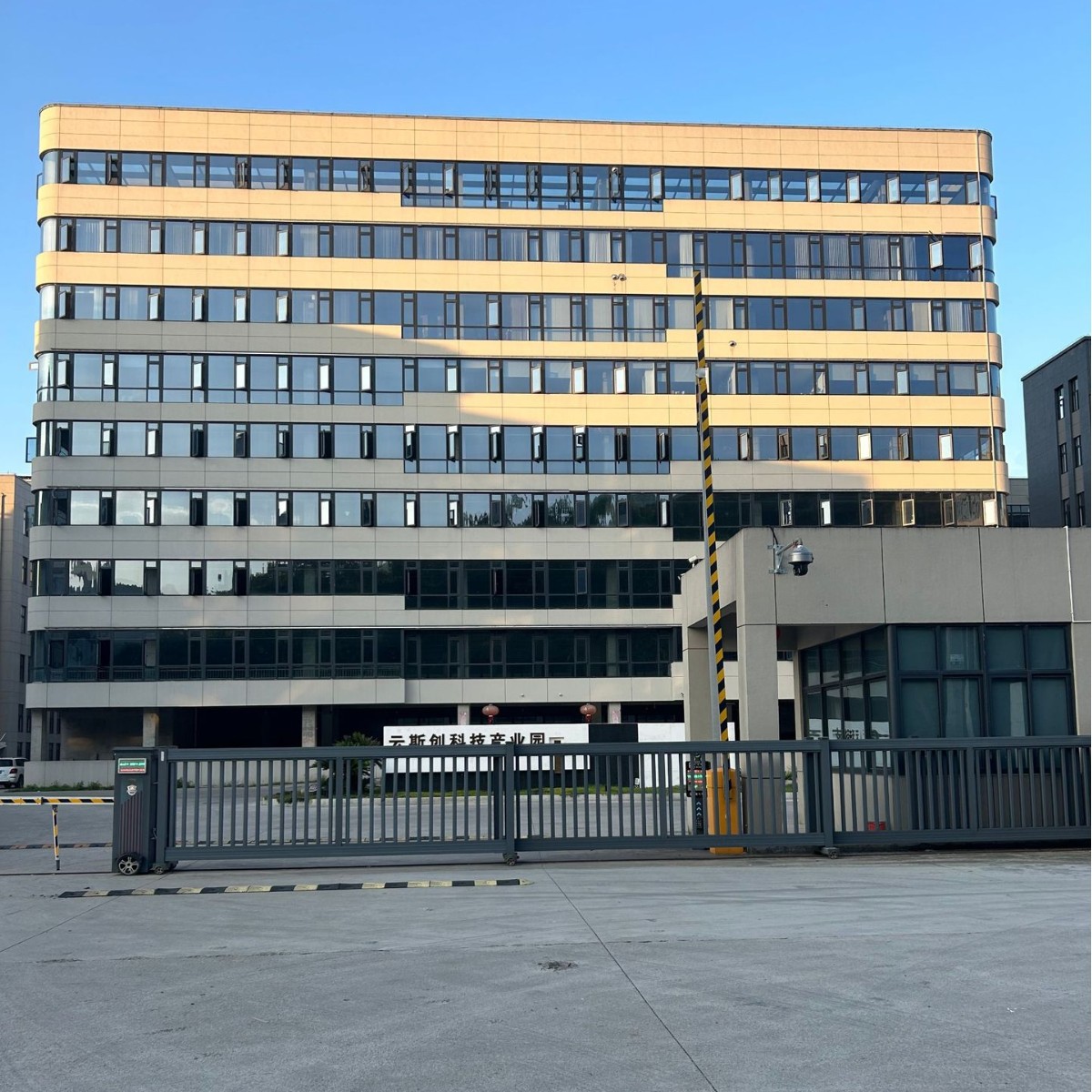 跨境定制办公文件夹商务经理夹4S店销售单夹皮质合同本批发文件夹